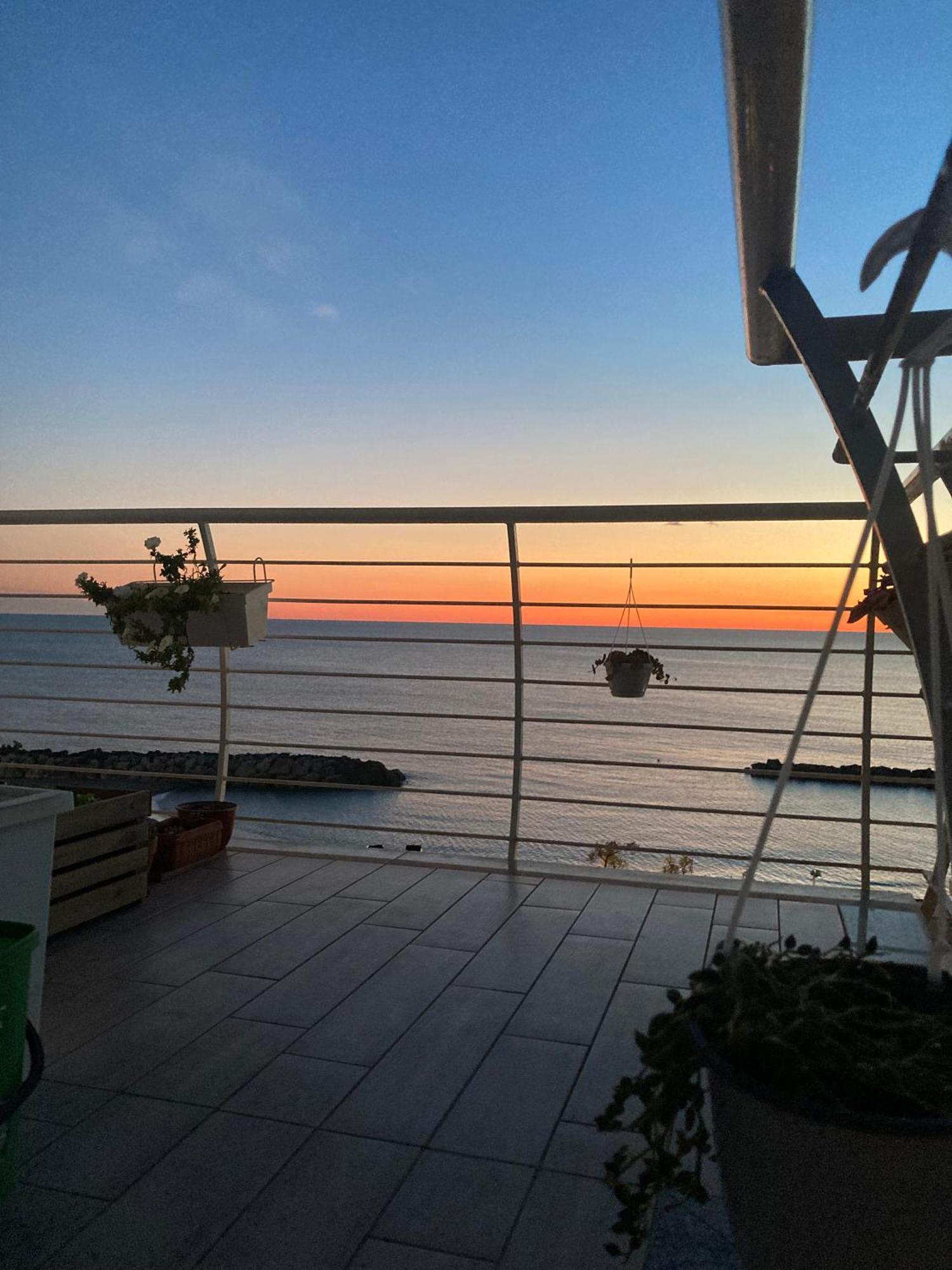 Viva La Nonna Apartment Salerno Luaran gambar